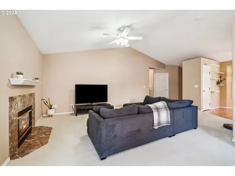 4628 SE Powell Butte Parkway Portland OR 97236
