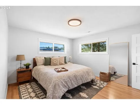 1617 Ne Ione Loop Camas WA 98607