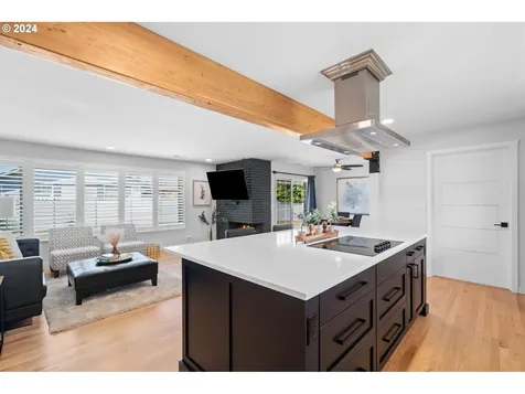 1617 Ne Ione Loop Camas WA 98607