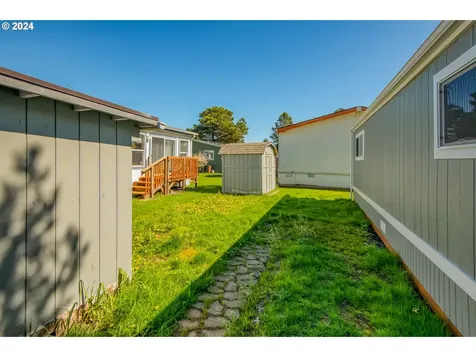5885 NE Jacobson Street Hillsboro OR 97124