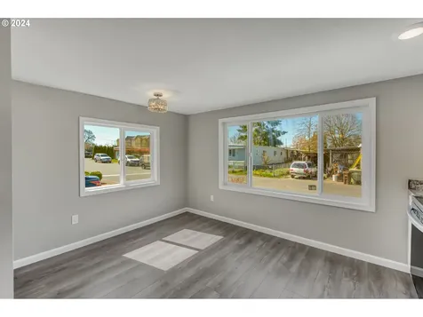 5885 NE Jacobson Street Hillsboro OR 97124