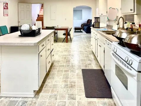 28597 Santiam Highway Sweet Home OR 97386