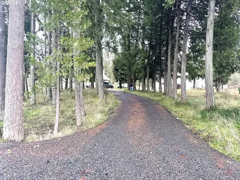 28597 Santiam Highway Sweet Home OR 97386