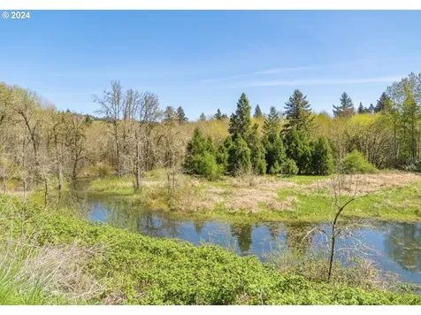 28597 Santiam Highway Sweet Home OR 97386