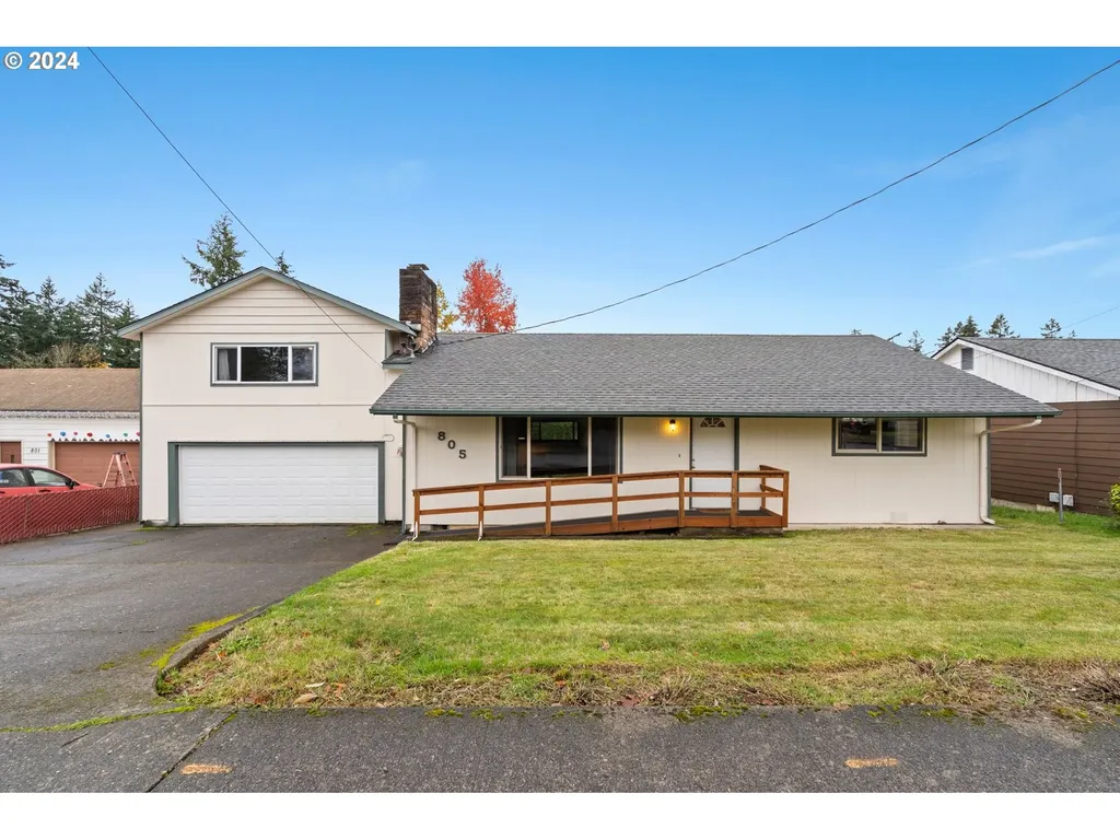 805 N 16th Avenue Kelso WA 98626