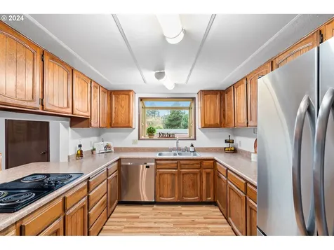 805 N 16th Avenue Kelso WA 98626