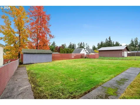 805 N 16th Avenue Kelso WA 98626
