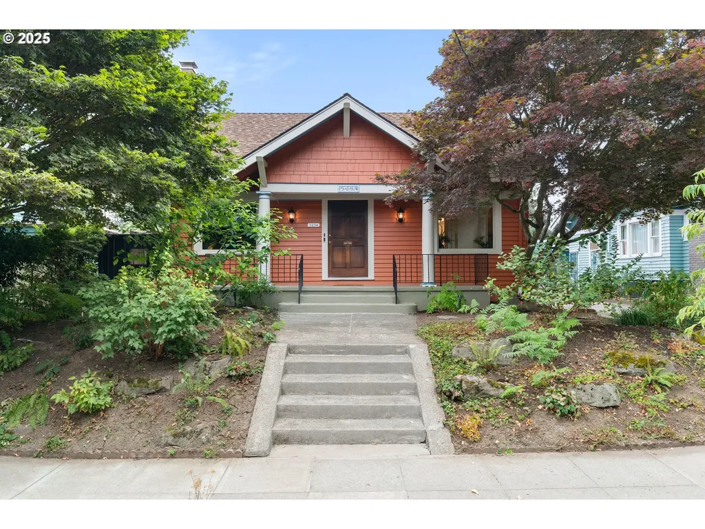 3234 SE Ankeny Street Portland OR 97214