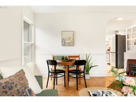 3234 SE Ankeny Street Portland OR 97214