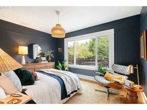 3234 SE Ankeny Street Portland OR 97214