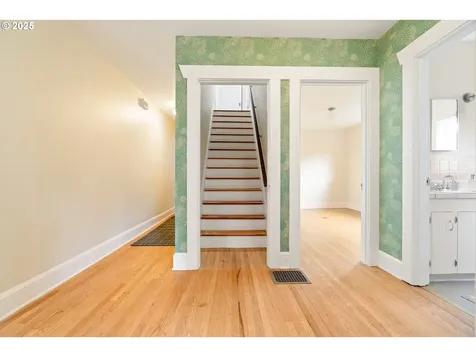 3234 SE Ankeny Street Portland OR 97214