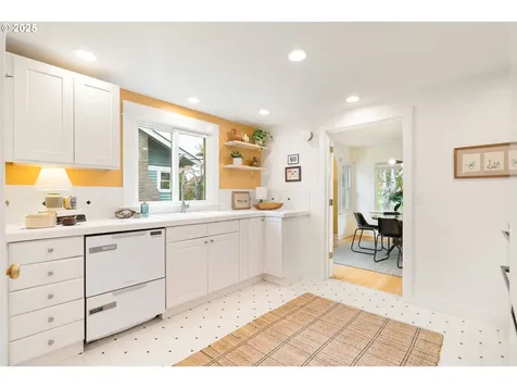 3234 SE Ankeny Street Portland OR 97214