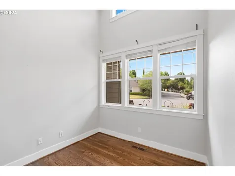 3031 Nw Spencer Street Portland OR 97229