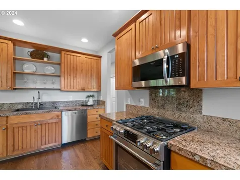 3031 Nw Spencer Street Portland OR 97229