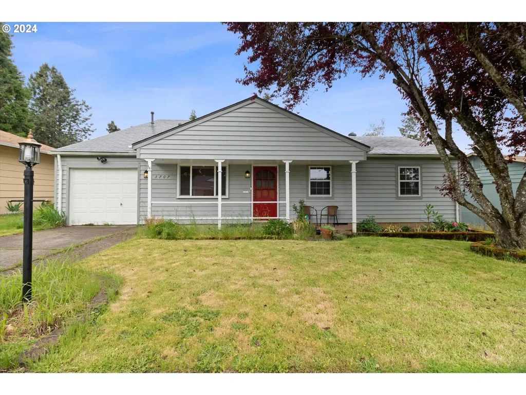 3707 Se 168th Avenue Portland OR 97236
