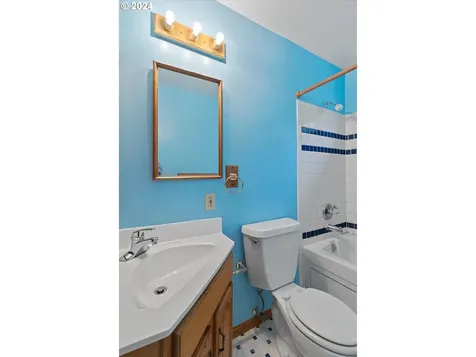 3707 Se 168th Avenue Portland OR 97236