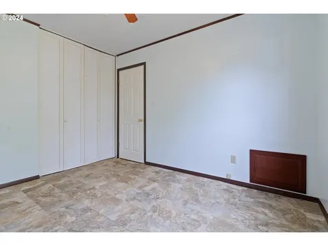 3707 Se 168th Avenue Portland OR 97236