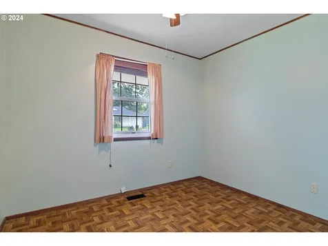 3707 Se 168th Avenue Portland OR 97236