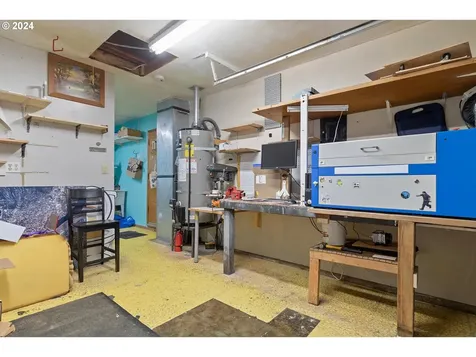 3707 Se 168th Avenue Portland OR 97236