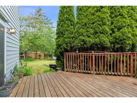 3707 Se 168th Avenue Portland OR 97236
