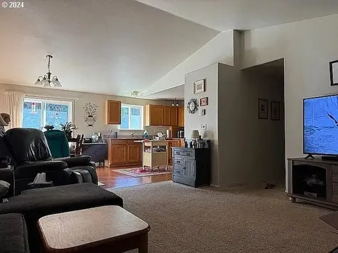2310 Coastal Highlands Drive Florence OR 97439