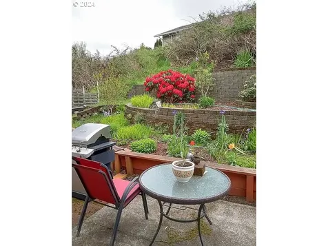 2310 Coastal Highlands Drive Florence OR 97439