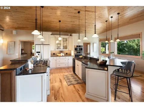1470 Catalina Lane White Salmon WA 98672