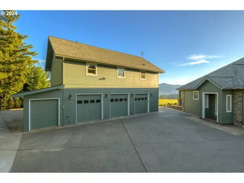 1470 Catalina Lane White Salmon WA 98672