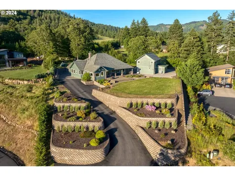 1470 Catalina Lane White Salmon WA 98672