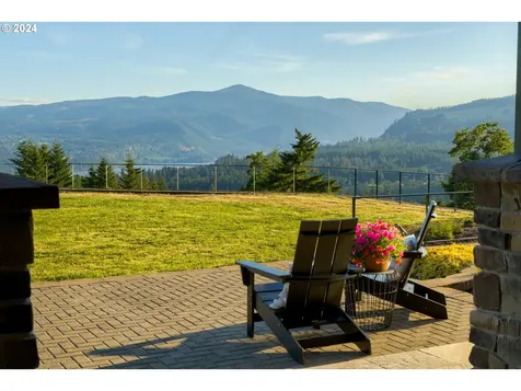 1470 Catalina Lane White Salmon WA 98672