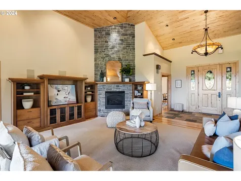 1470 Catalina Lane White Salmon WA 98672