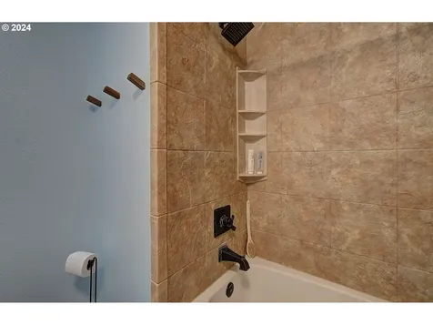 7307 NE 64th Court Vancouver WA 98661