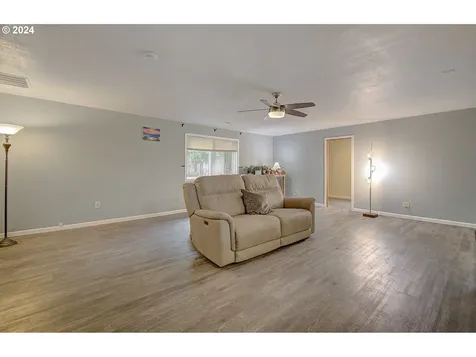 7307 NE 64th Court Vancouver WA 98661