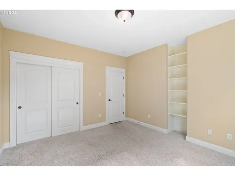 1720 S Taverner Drive Ridgefield WA 98642