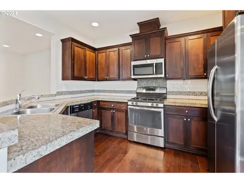 6848 Nw 164th Avenue Portland OR 97229