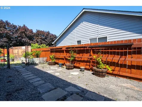13502 Ne 1st Place Vancouver WA 98685