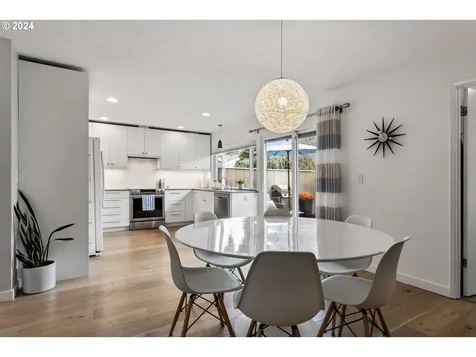 1819 Boca Ratan Drive Lake Oswego OR 97034