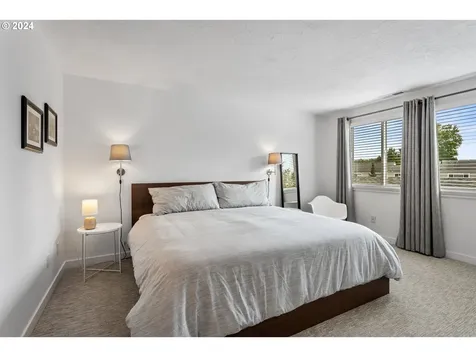 1819 Boca Ratan Drive Lake Oswego OR 97034
