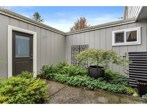 1819 Boca Ratan Drive Lake Oswego OR 97034