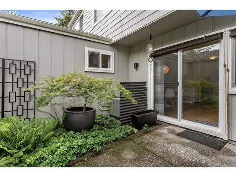 1819 Boca Ratan Drive Lake Oswego OR 97034