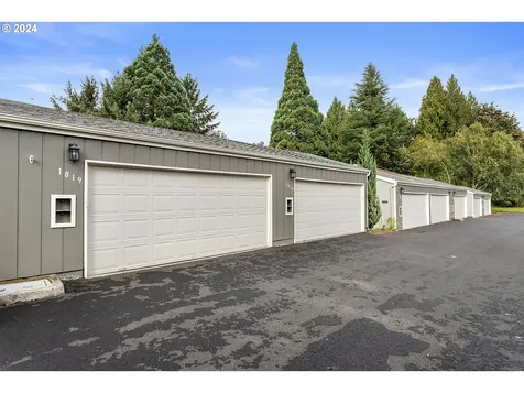 1819 Boca Ratan Drive Lake Oswego OR 97034