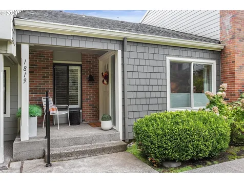 1819 Boca Ratan Drive Lake Oswego OR 97034