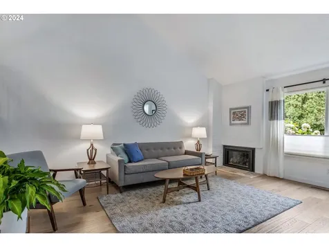 1819 Boca Ratan Drive Lake Oswego OR 97034