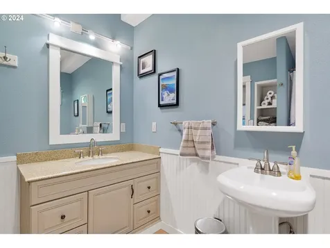 6120 Tillamook Avenue Bay City OR 97107