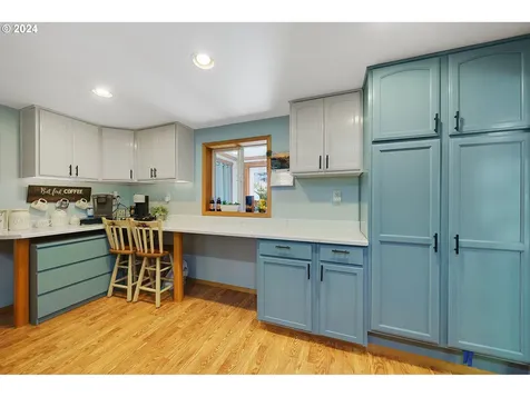 6120 Tillamook Avenue Bay City OR 97107