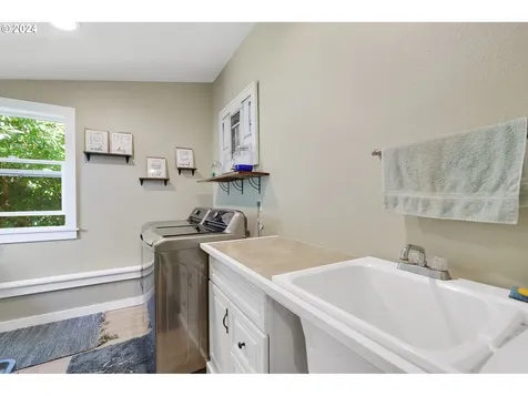 6120 Tillamook Avenue Bay City OR 97107