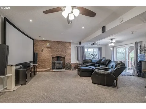 15885 Sw Barnard Court Beaverton OR 97007