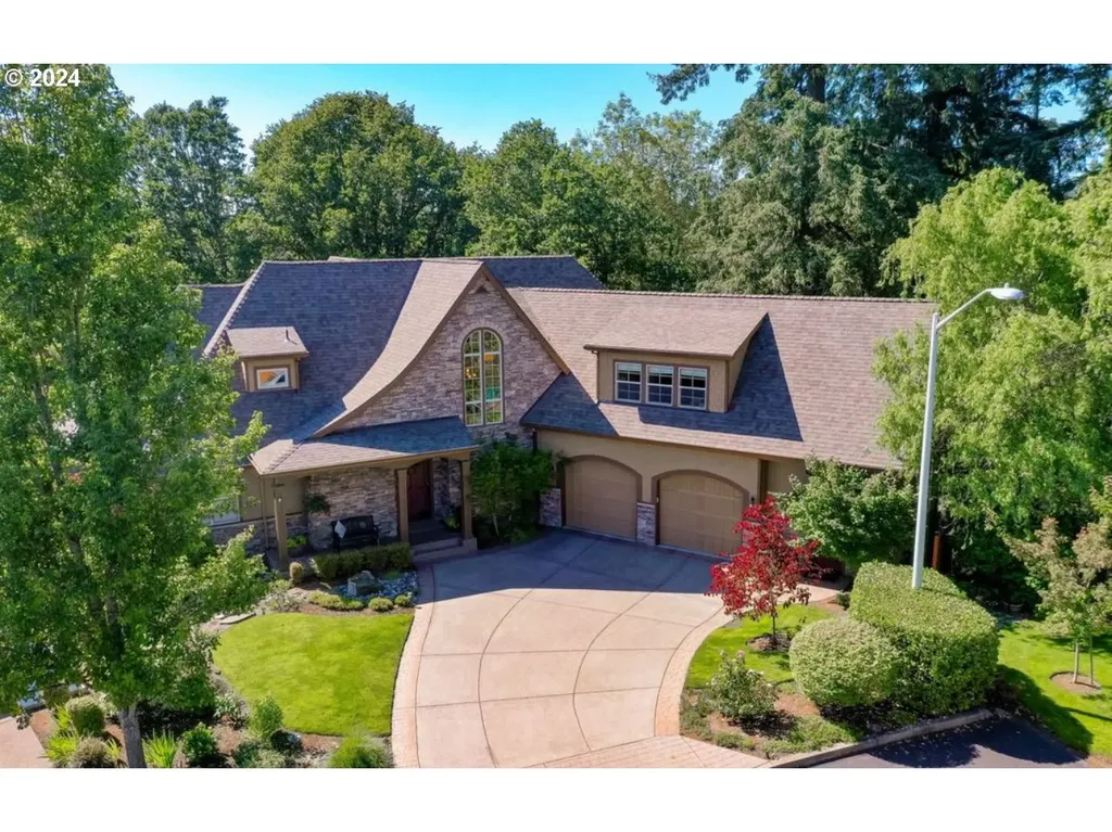 1973 SE Duncan Drive Hillsboro OR 97123