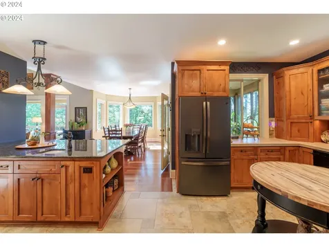 1973 SE Duncan Drive Hillsboro OR 97123
