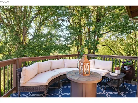 1973 SE Duncan Drive Hillsboro OR 97123